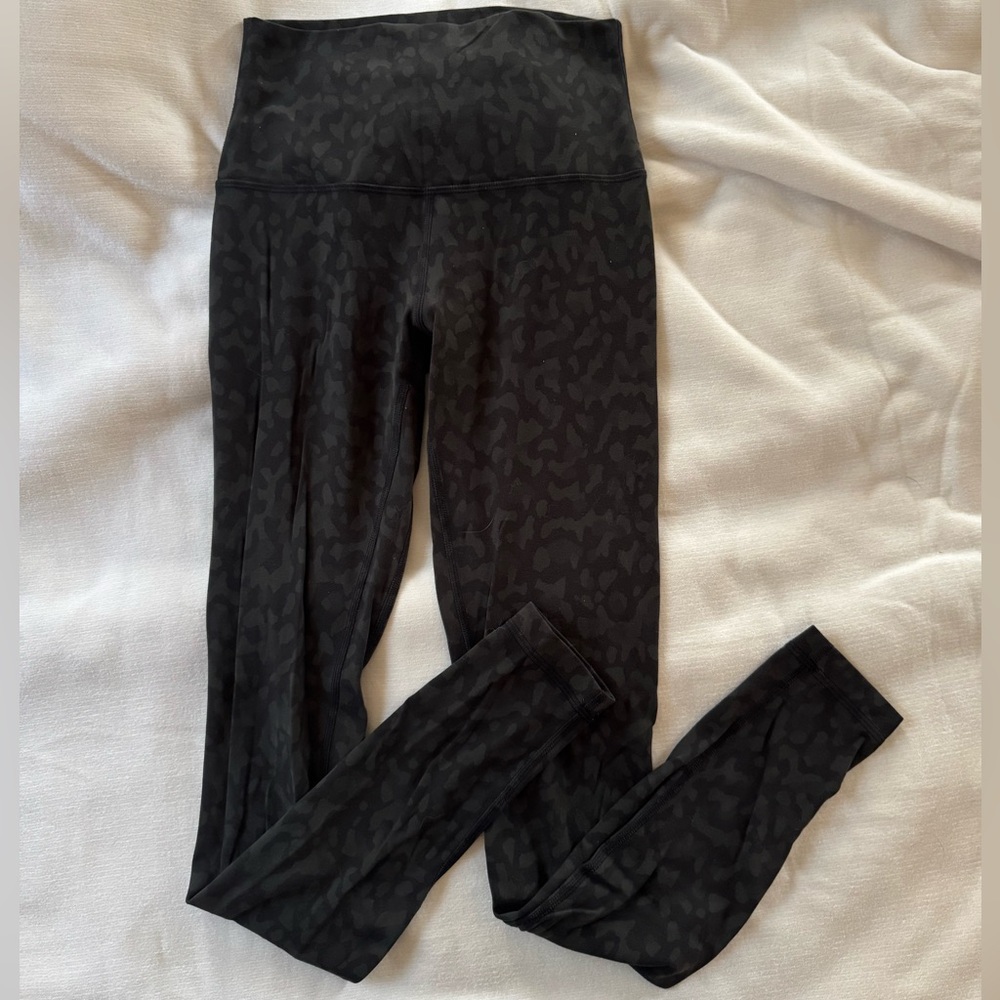 Lululemon Align leggings 28” size 4